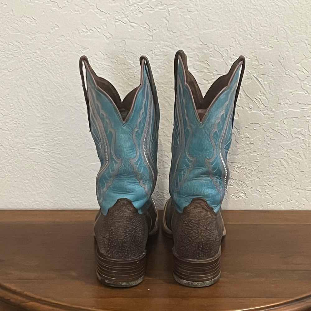 Ariat Brown Leather Cowboy Boots with Turquoise Shaft - Picture 4 of 8